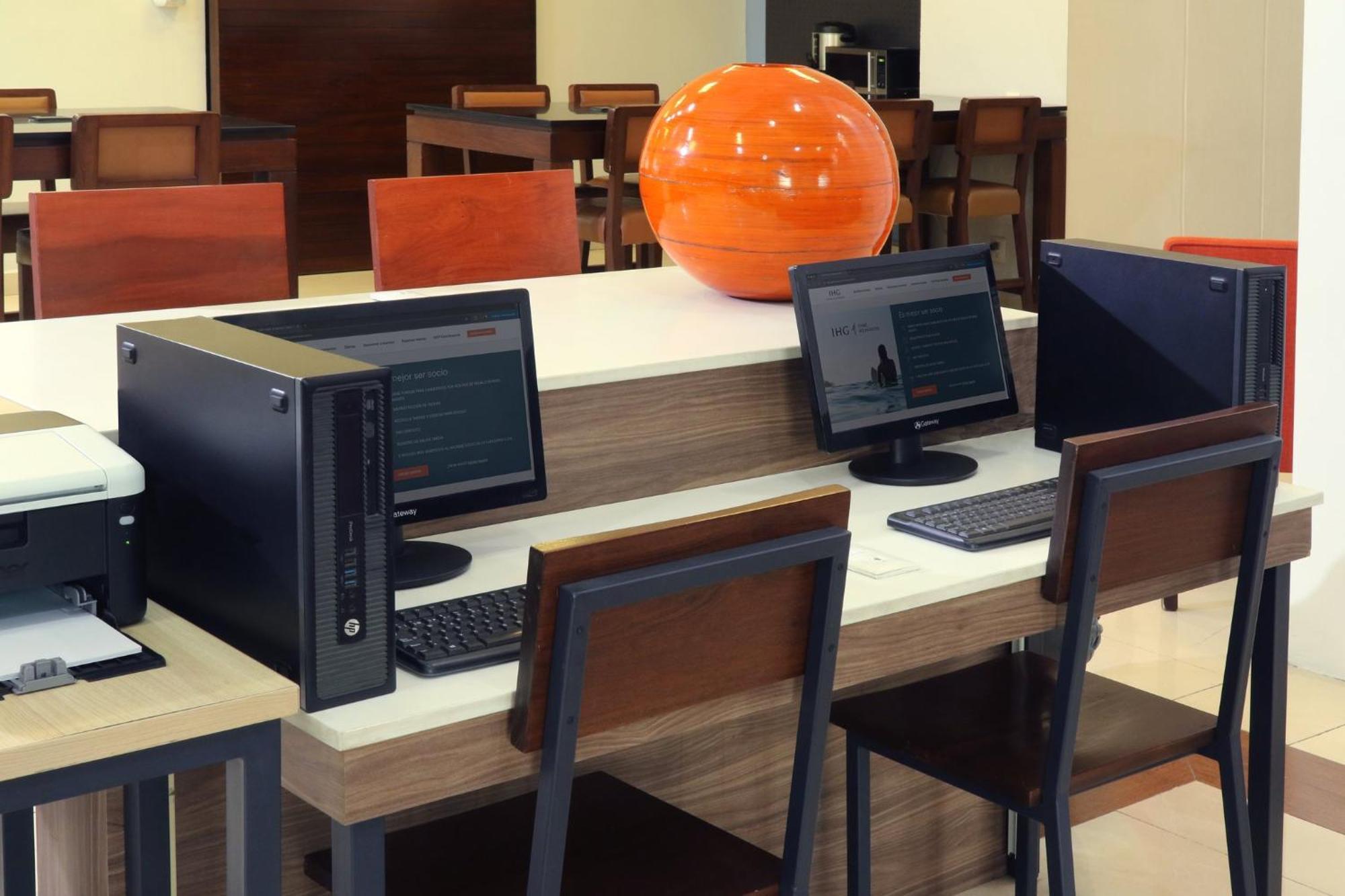 Holiday Inn Express Manzanillo By Ihg Eksteriør bilde