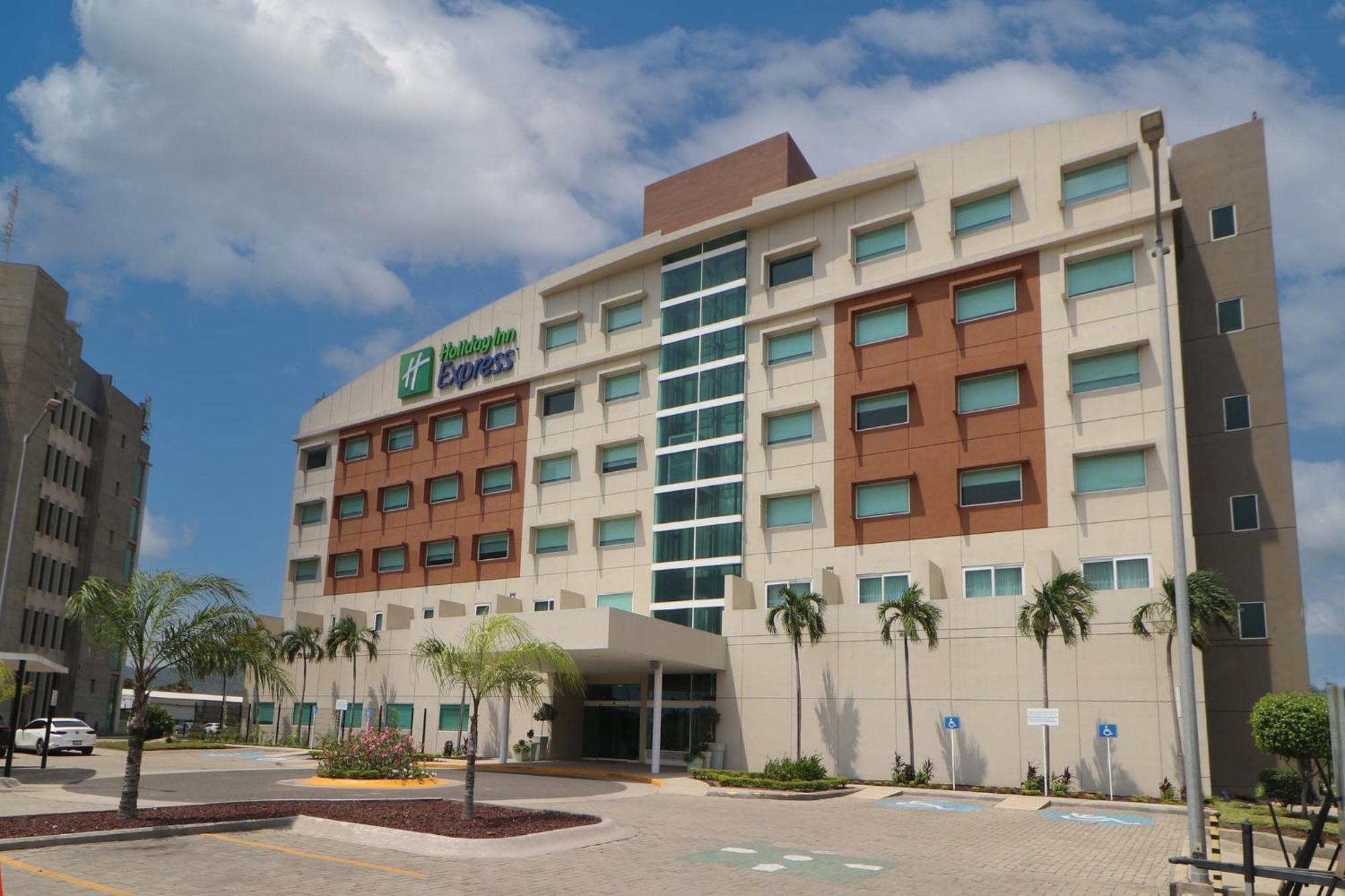 Holiday Inn Express Manzanillo By Ihg Eksteriør bilde