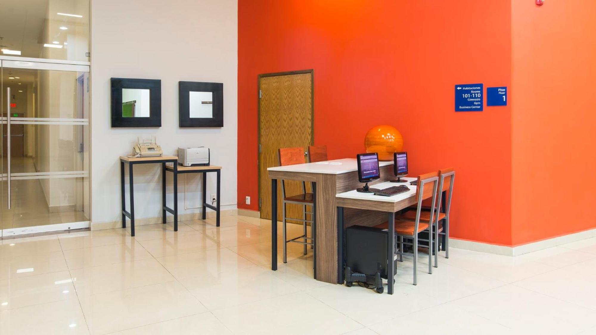 Holiday Inn Express Manzanillo By Ihg Eksteriør bilde