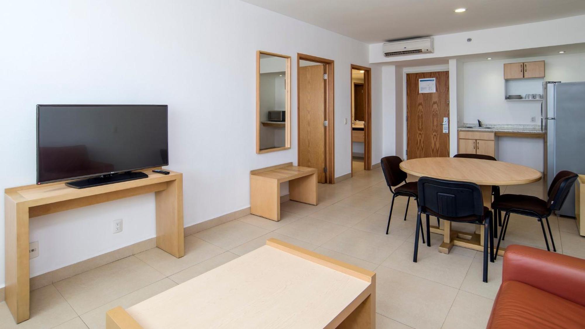 Holiday Inn Express Manzanillo By Ihg Eksteriør bilde
