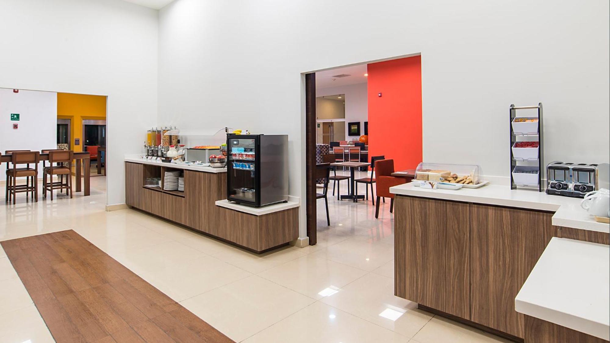 Holiday Inn Express Manzanillo By Ihg Eksteriør bilde